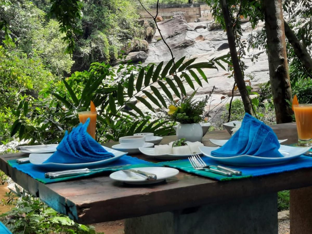 Hotel Palmstone Retreat Kitulgala Exterior foto